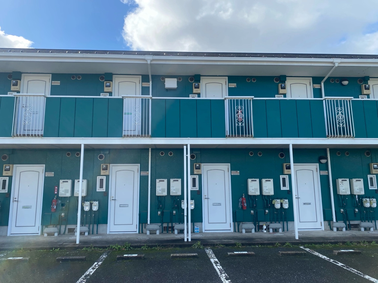 មុខអគារ